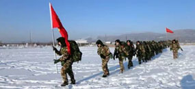 新兵野外拉练北京冬令营
